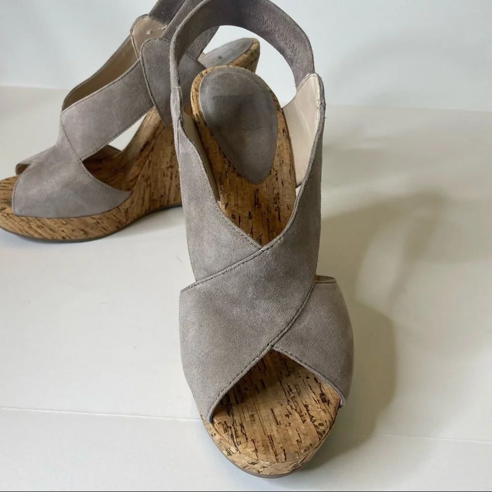Gray Suede Crisscross Wedge Sandals Size 8.5 - Picture 3 of 9